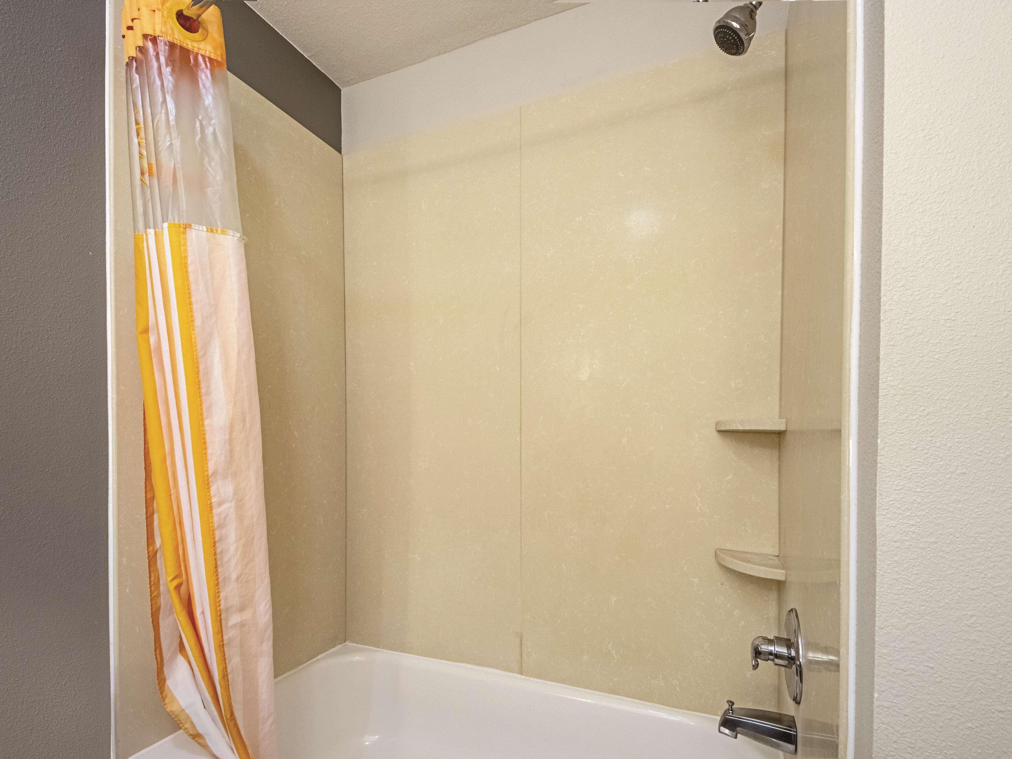 La Quinta By Wyndham מק'קיני מראה חיצוני תמונה