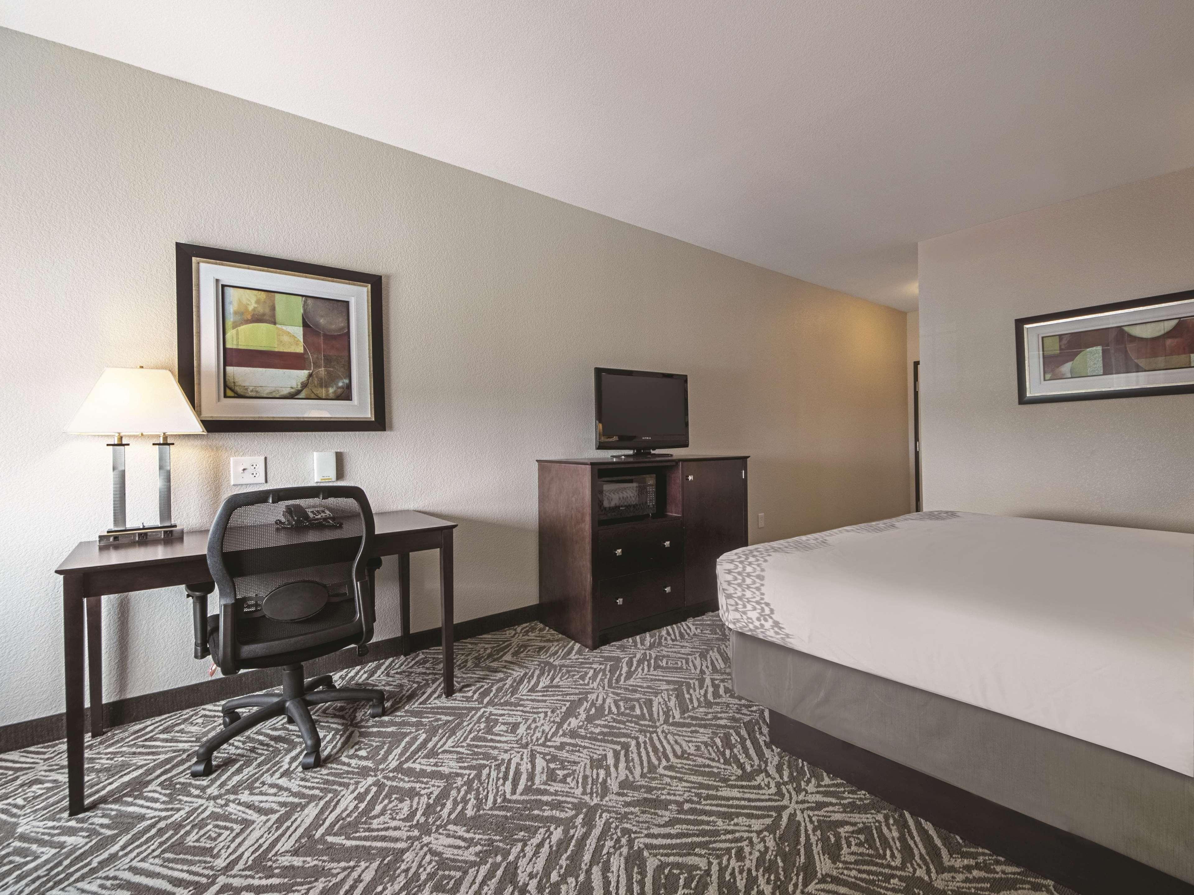 La Quinta By Wyndham מק'קיני מראה חיצוני תמונה