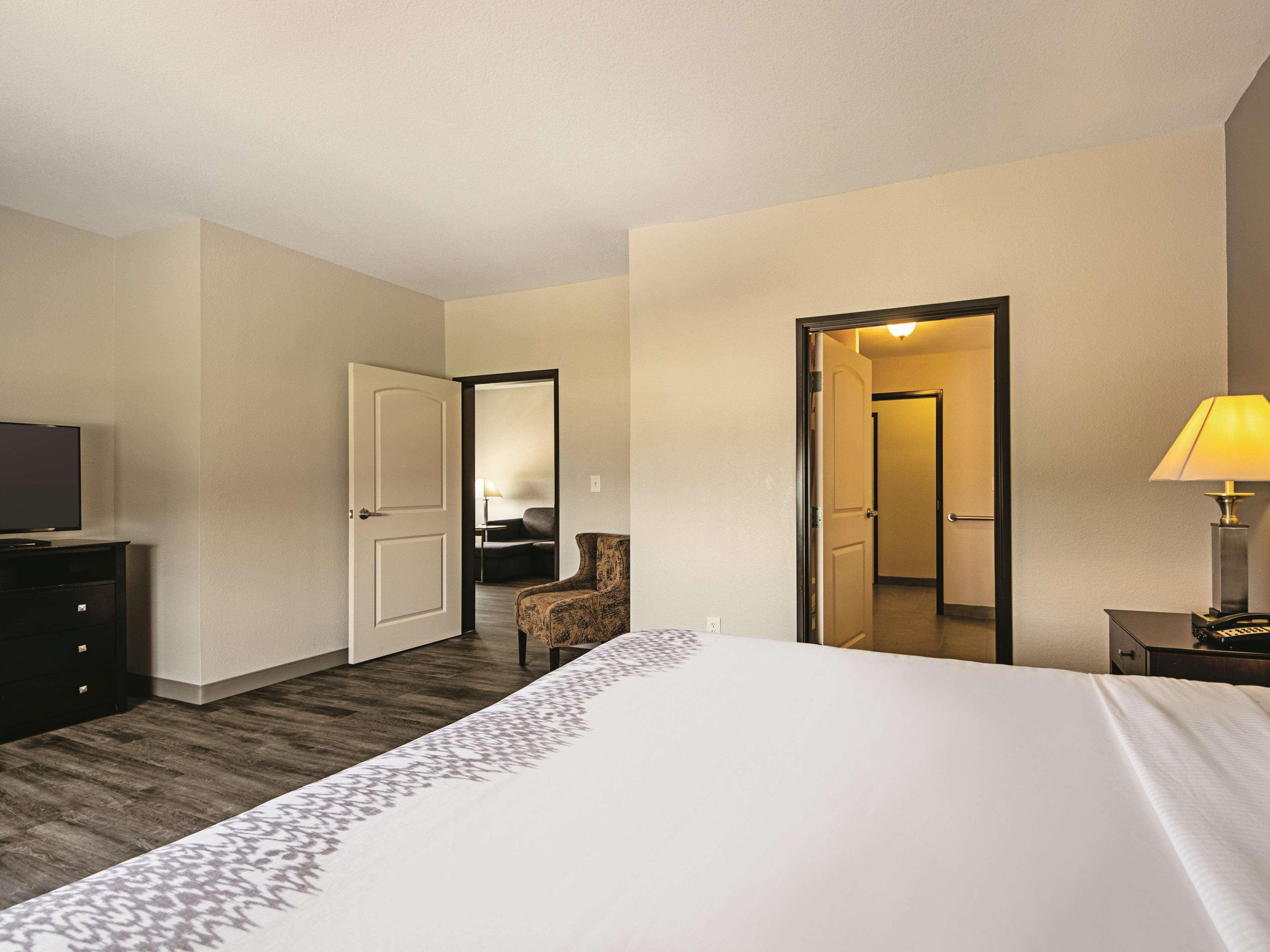 La Quinta By Wyndham מק'קיני מראה חיצוני תמונה