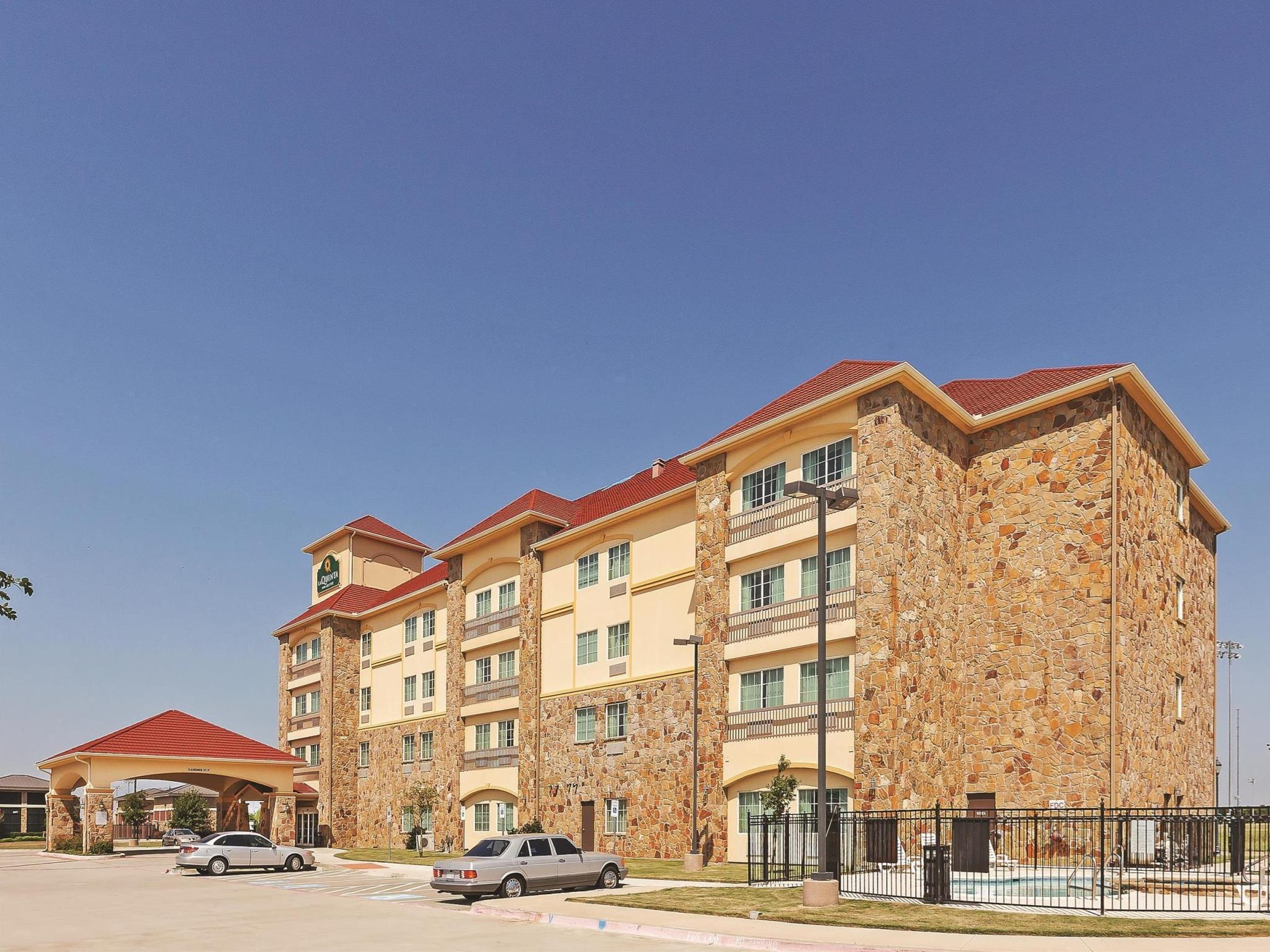 La Quinta By Wyndham מק'קיני מראה חיצוני תמונה