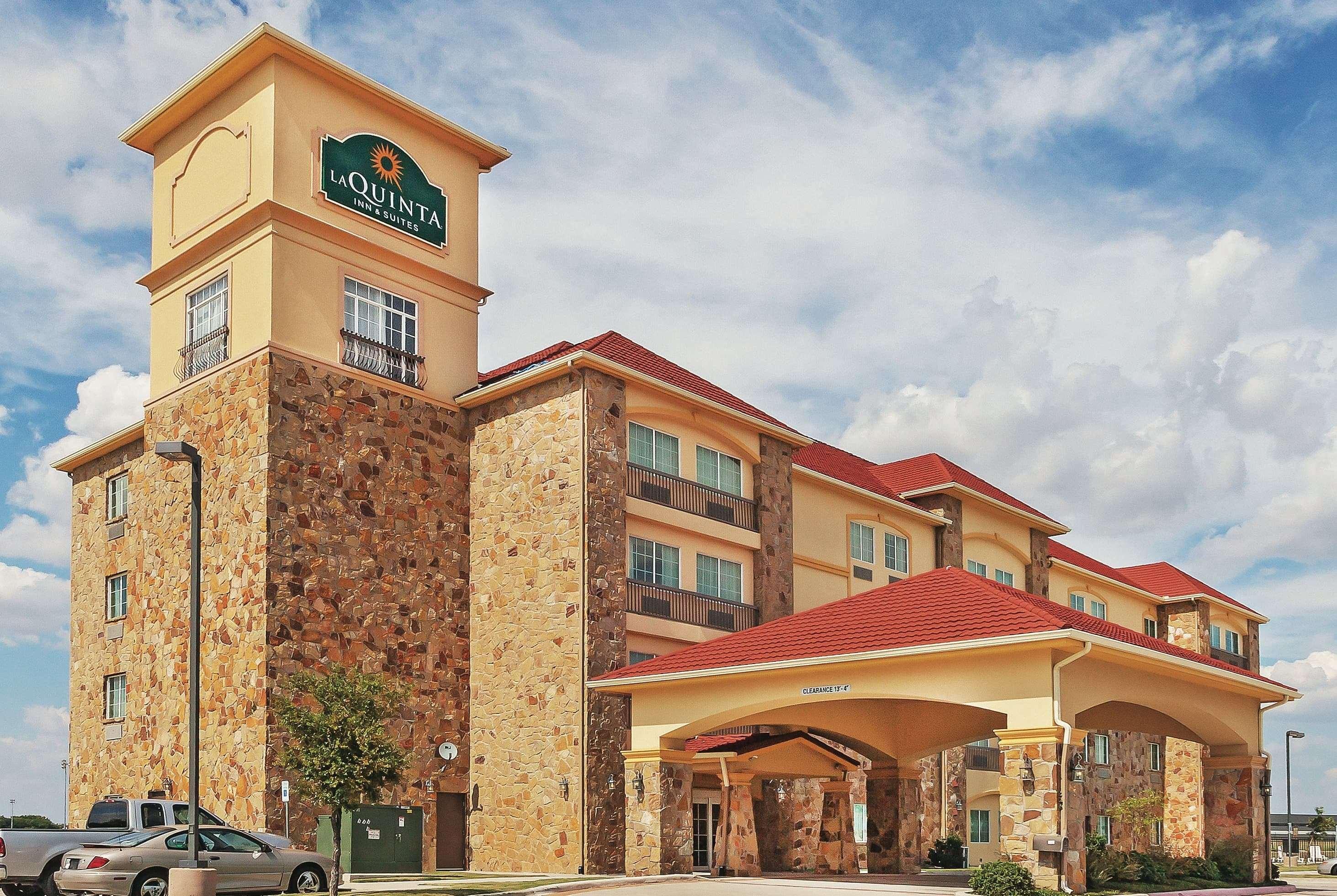 La Quinta By Wyndham מק'קיני מראה חיצוני תמונה