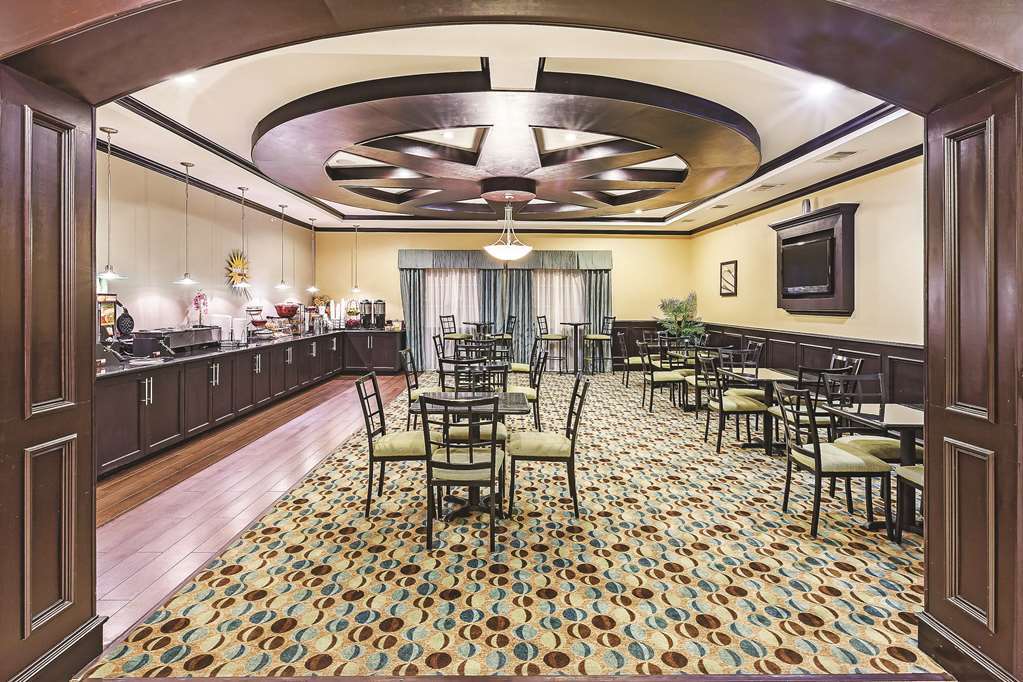 La Quinta By Wyndham מק'קיני מסעדה תמונה